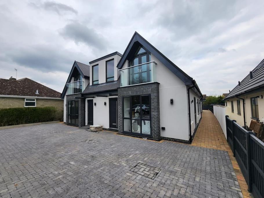 Paradigm Court, Modern 3-Bedroom Flat 1, Oxford Exterior photo