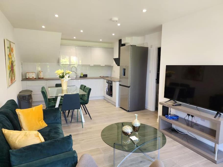 Paradigm Court, Modern 3-Bedroom Flat 1, Oxford Exterior photo